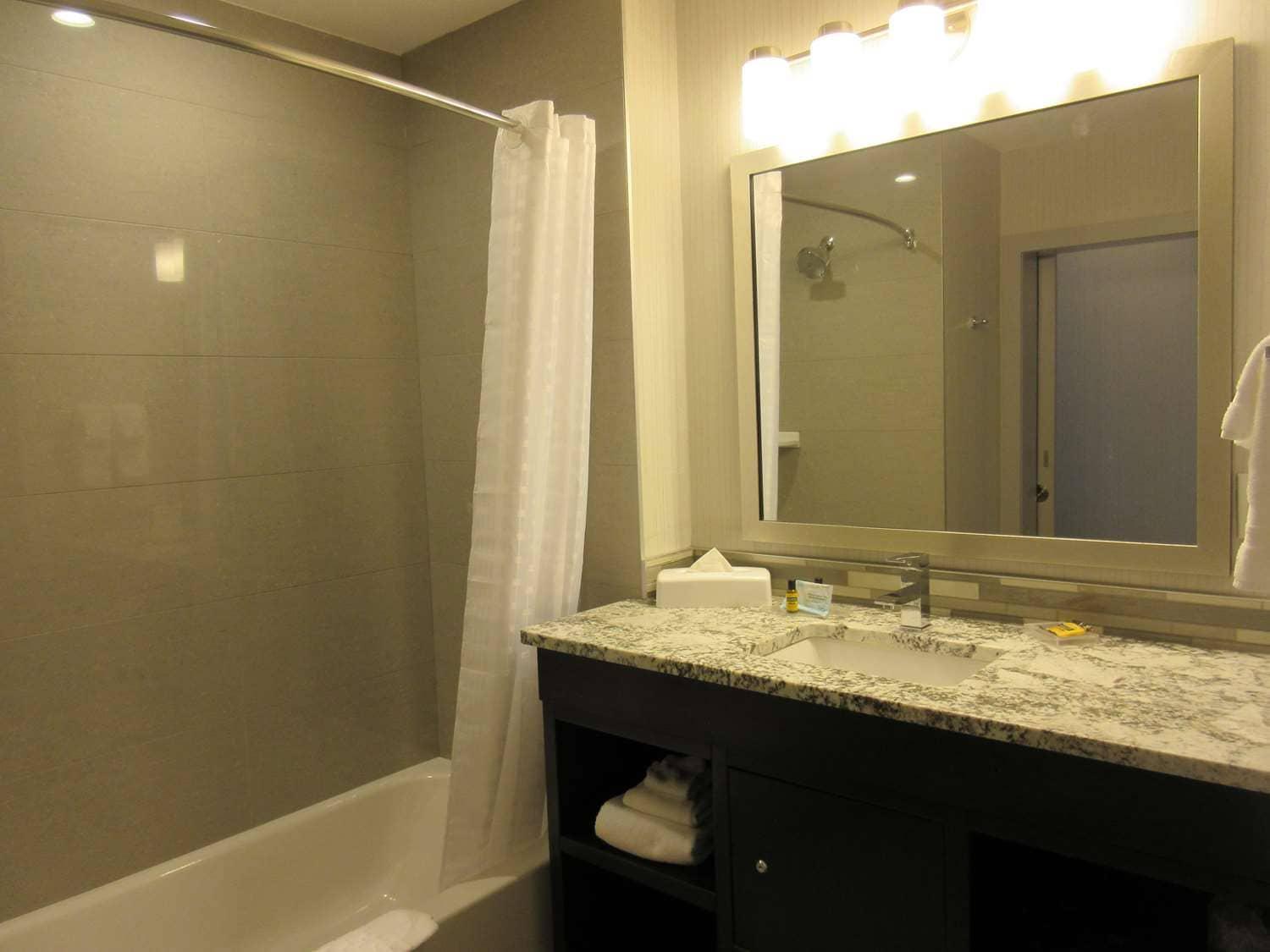 Best Western Plus Airdrie Gateway Exterior foto